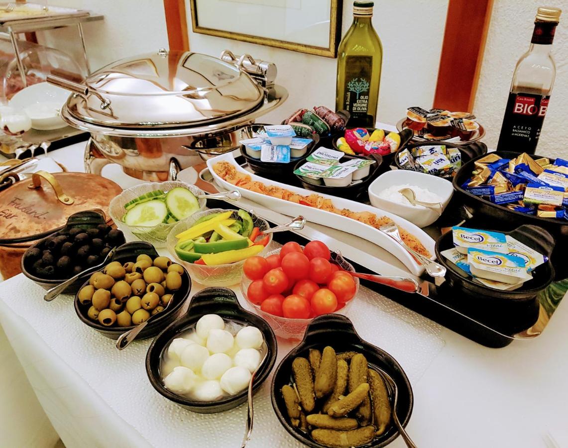 Discover the Charm of Hotel Garni Reulein Experience Comfort and Elegance